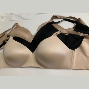 Soma  Vanishing Back Wireless Bras Set of 3 size 38C